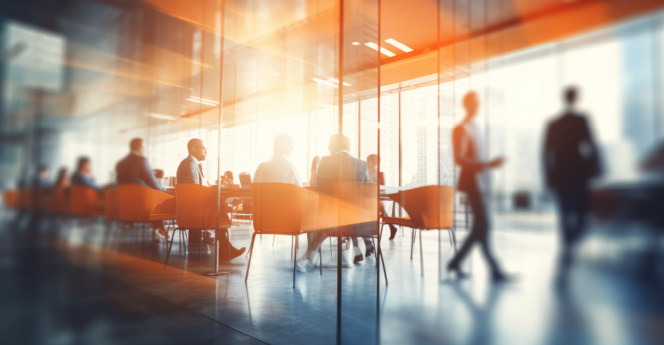 HOW AVERAGING AFFECTS BUSINESS RISK MANAGEMENT